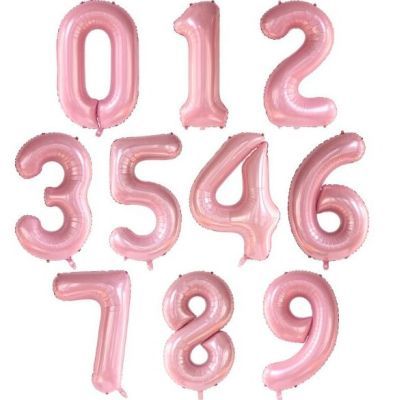 Розова цифра с хелий