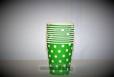 Чашки Зелени на бели точки-10 бр/пак.