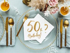 Луксозни парти салфетки със златен надпис 50 th birthday 